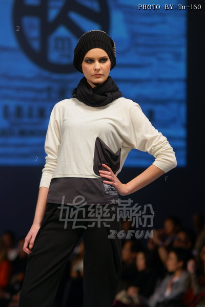 HKFW2010-D4M3_029.jpg