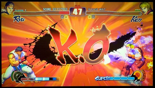 F_4_Street_Fighter_IV_ScreenShot_02.jpg