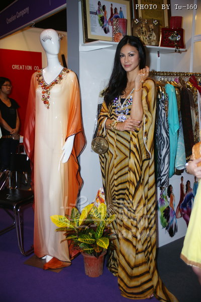 HKFW2010S-Kaprice_22.jpg