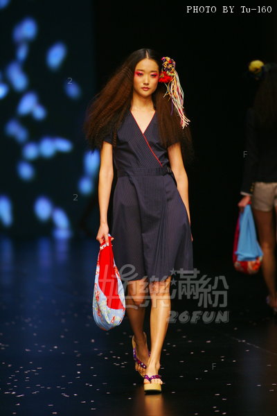 HKFW2011W-D1G1_035.jpg