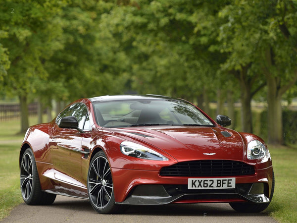 astonmartin_vanquish-uk-2012_r27_jpg.jpg