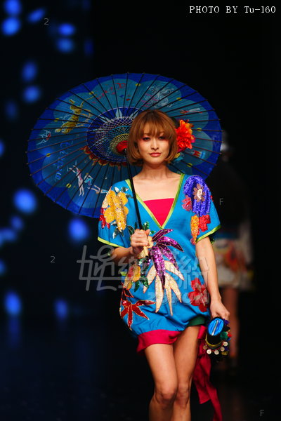 HKFW2011W-D1G1_057.jpg