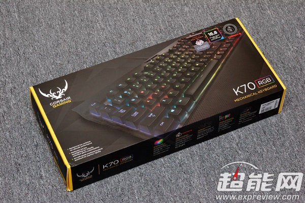 corsair_k70_01.jpg