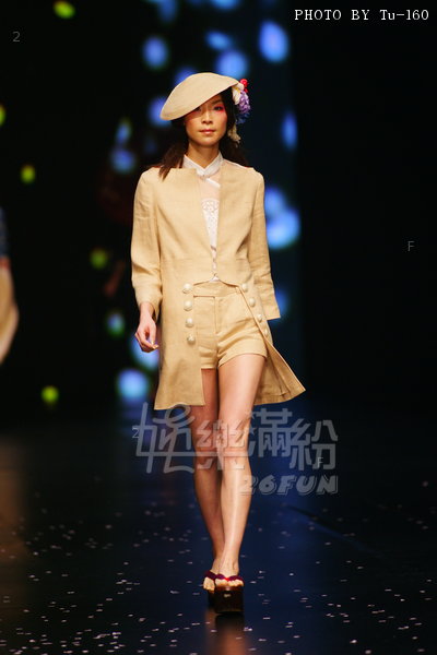 HKFW2011W-D1G1_026.jpg