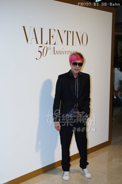 Valentino-120831_07.JPG