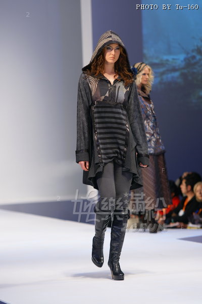 HKFW2010-D2M2_028.jpg