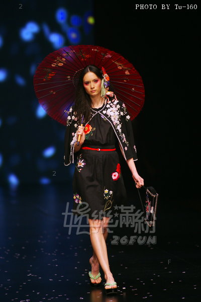 HKFW2011W-D1G1_019.jpg