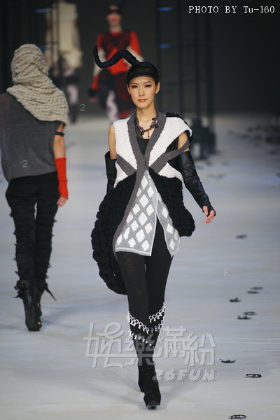 HKFW12FW-D3G1_039.jpg