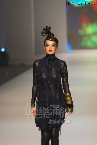 HKFW2010-D2M1_141.jpg