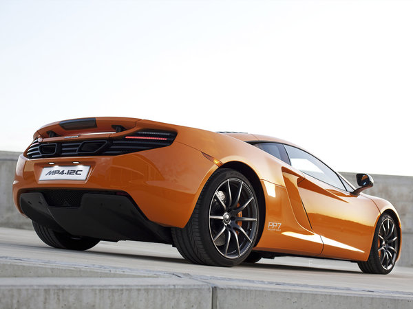 mclaren_mp4-12c-2011_r18.jpg