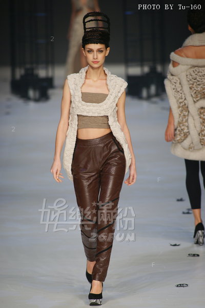 HKFW12FW-D3G1_053.jpg