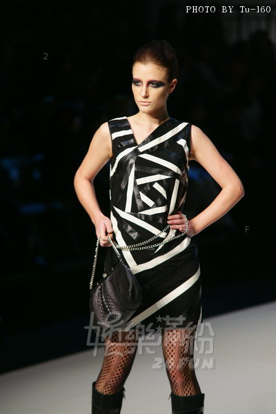 HKFW12FW-D1L1_023.jpg