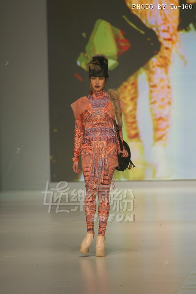 HKFW2010-D4M4_038.jpg