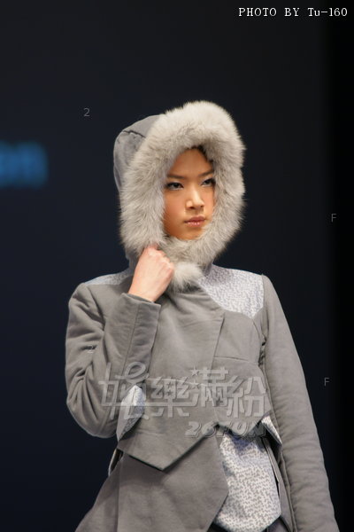 HKFW2010-D4M1_020.jpg