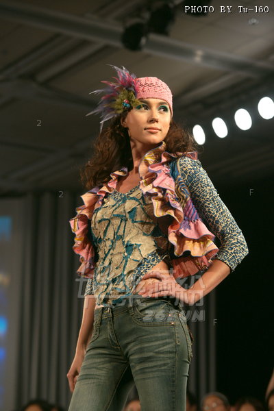 HKFW2010S-D1M1_040.jpg