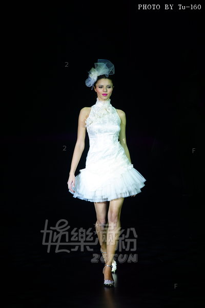 HKFW2011W-D3M4_053.jpg