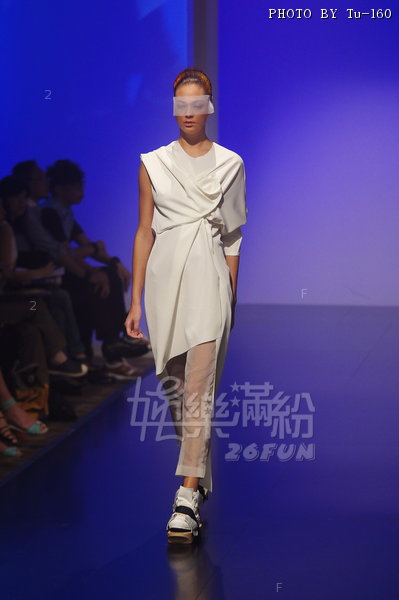 HKFW2013SS-d1m1_011.JPG