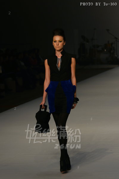 HKFW2010-D2M4_080.jpg