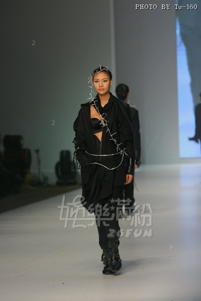 HKFW2010-D4M4_057.jpg