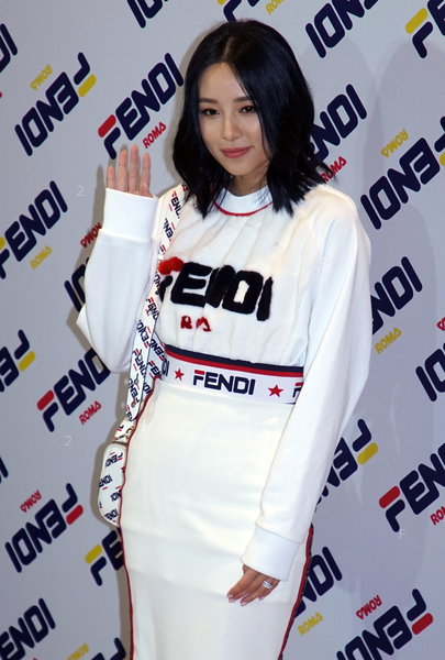 FENDI-181016_107.JPG