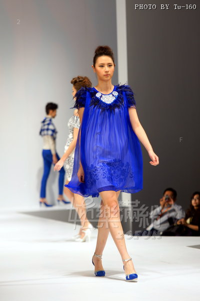 HKFW2010-D4M1_033.jpg