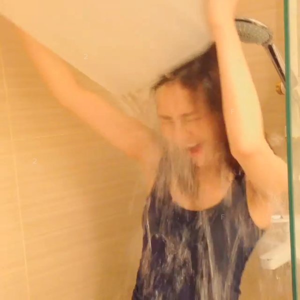 林欣彤 icebucketchallenge .mp4_20140821_141132.617.jpg