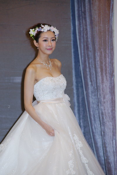 Wedd-1111d2m_09.jpg