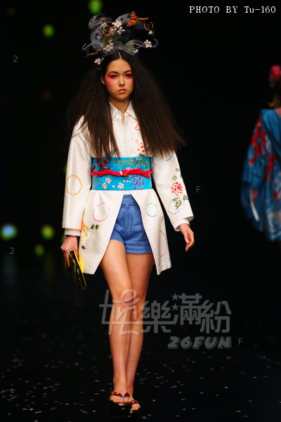 HKFW2011W-D1G1_052.jpg