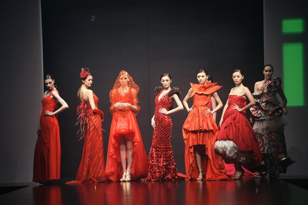 HKFW2011W-D3M4_219.jpg