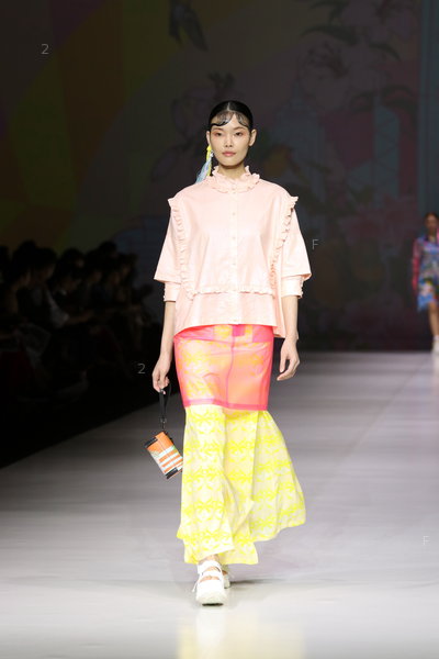 HKFW-1809-d1h4_215.JPG