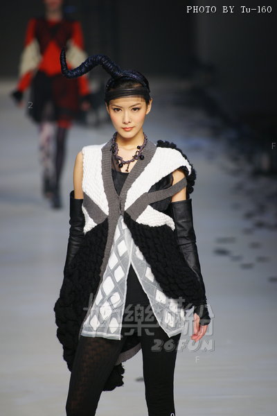 HKFW12FW-D3G1_041.jpg