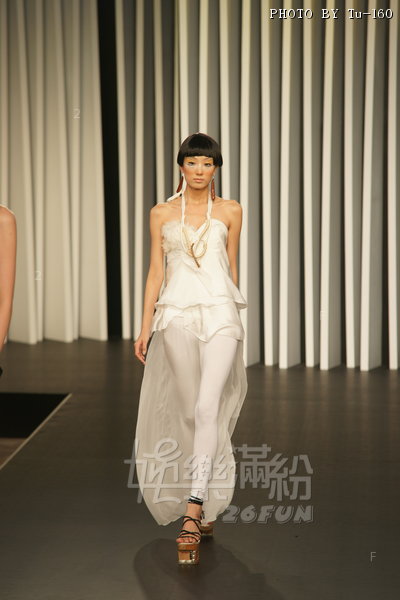 HKFW2010S-D1M2_138.jpg