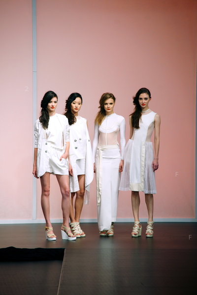 HKFW2011S-D1M2_059.jpg