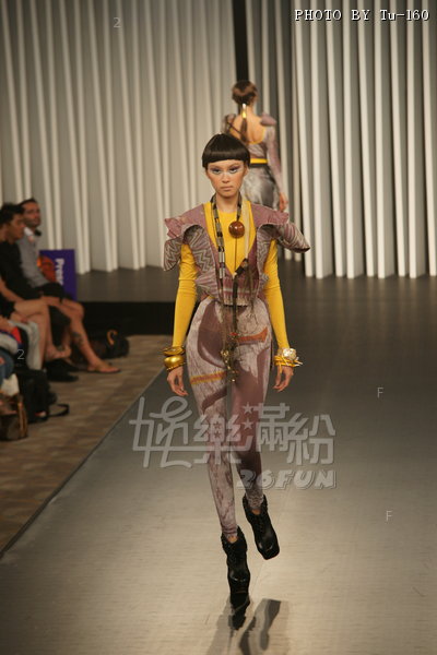 HKFW2010S-D1M2_063.jpg