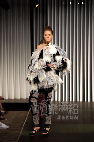 HKFW2010S-D2M3_028.jpg