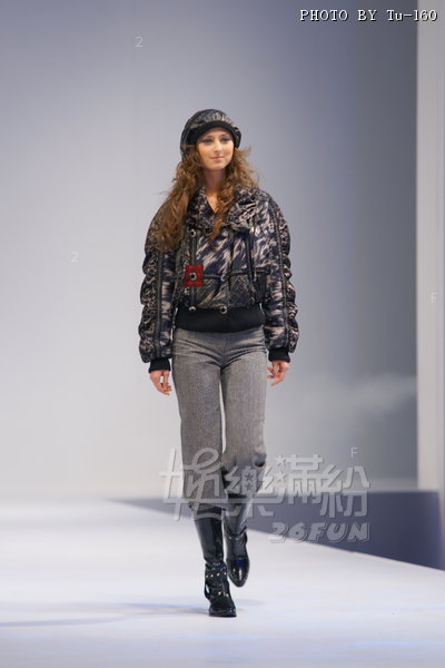 HKFW2010-D2M2_023.jpg