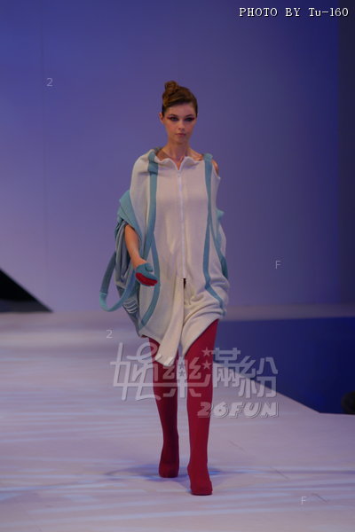 HKFW2010-D3M3_002.jpg