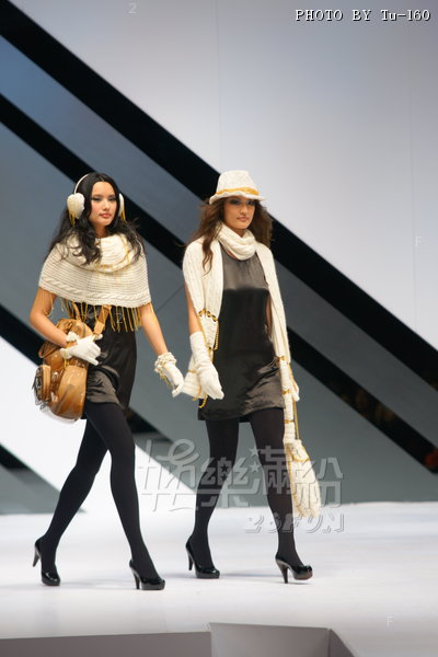 HKFW2010-D4M3_066.jpg