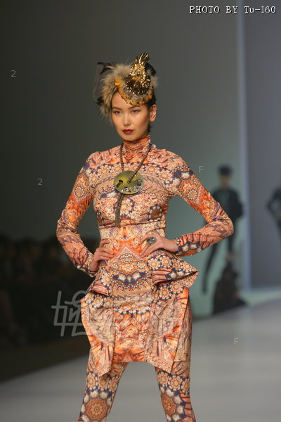 HKFW2010-D4M4_041.jpg