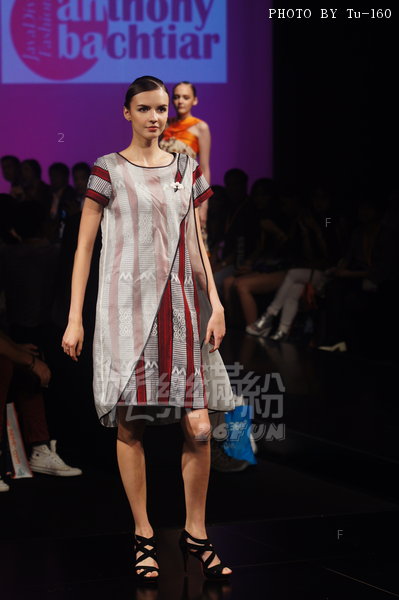 HKFW2013SS-D3m1_058.jpg