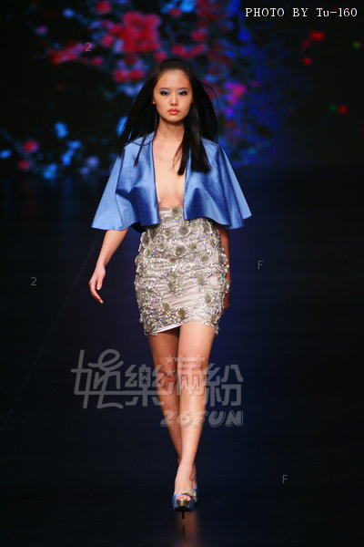 HKFW2011W-D2G1_026.jpg