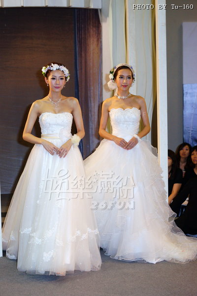 Wedd-1111d2m_05.jpg