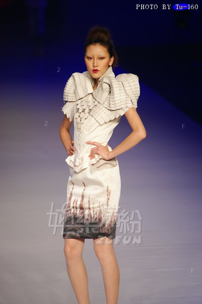 HKFW12FW-D2G1_095.jpg