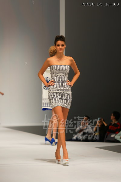 HKFW2010-D4M1_040.jpg