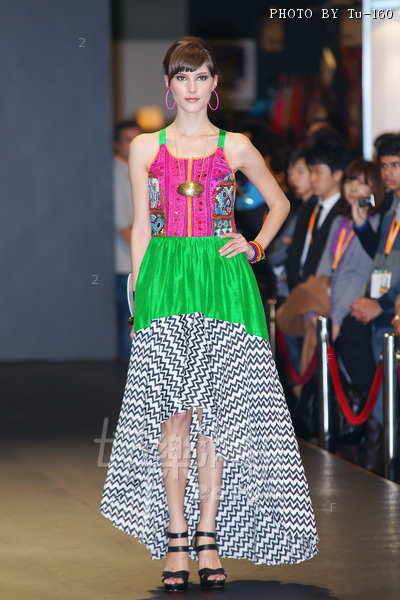 HKFW12FW-D2B1_020.jpg