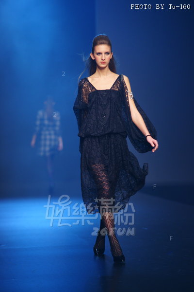 HKFW2011W-D3M1_017.jpg