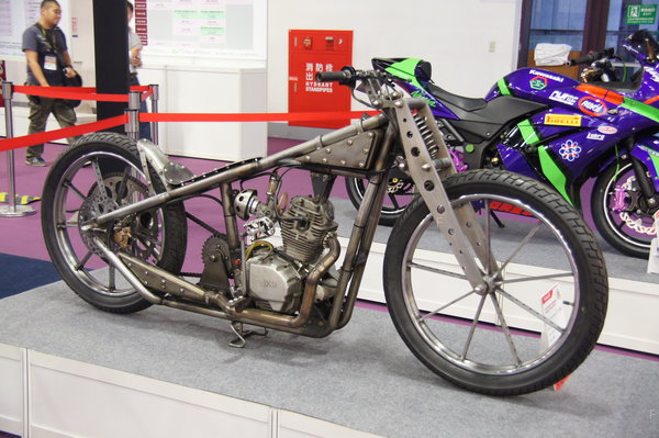 TW-MotoBike12_111.jpg