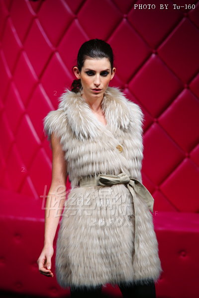 HKFW2011W-D2W4_20.jpg