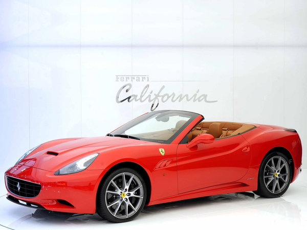 ferrari_california-2009_r23[1].jpg