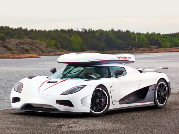 koenigsegg_agera-r-2011_r8_jpg.jpg